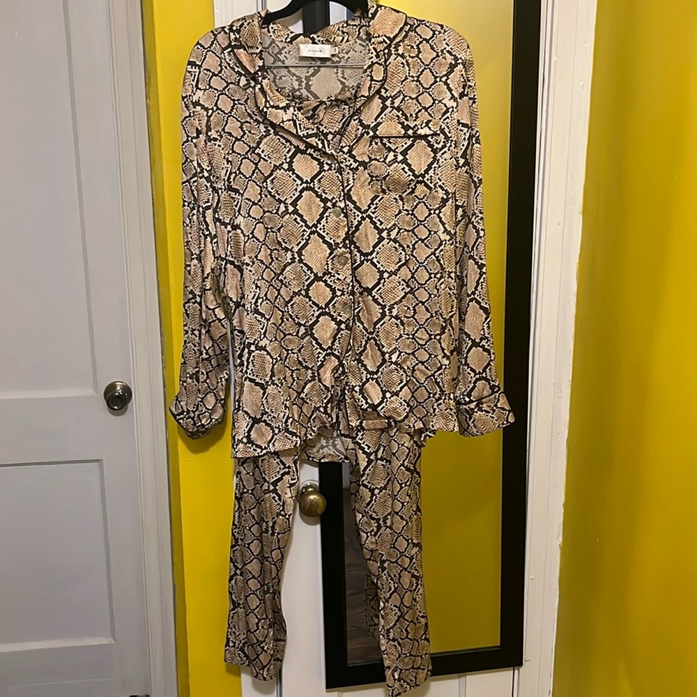 GINIA 100% silk python print pajama set